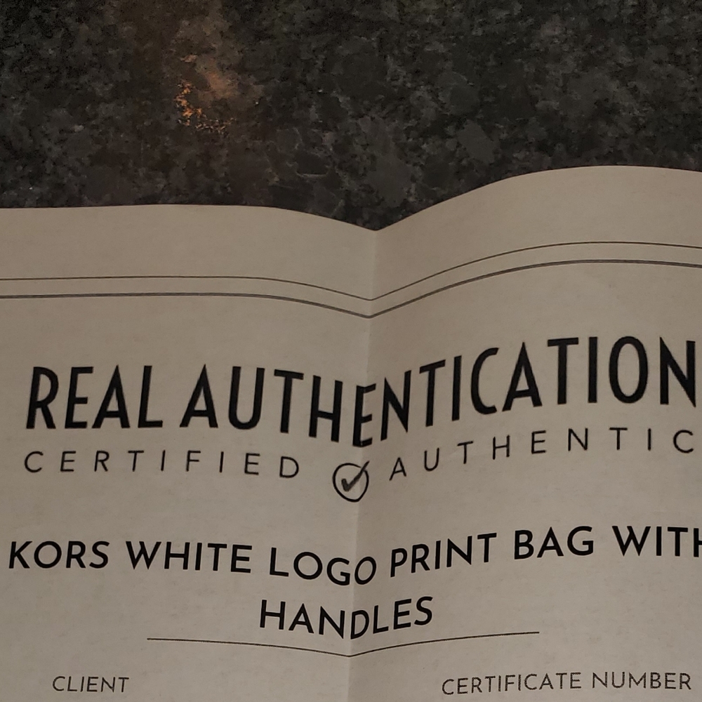 Sold.Michael Kors Hamilton Satchel Tote bag - Picture 5 of 15